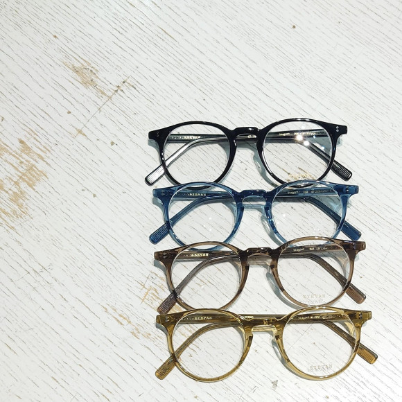 【EYEVAN】シンプルな万能フレーム“STAG”