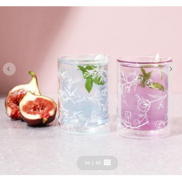 飲み物に浮かぶようなフラワーとリーフのデザインがかわいい♡♡ペアグラスのご紹介♪