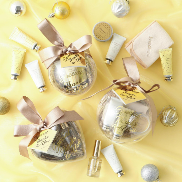 【NEW!】 Introducing the popular gift set with cute ornament-like packages♪