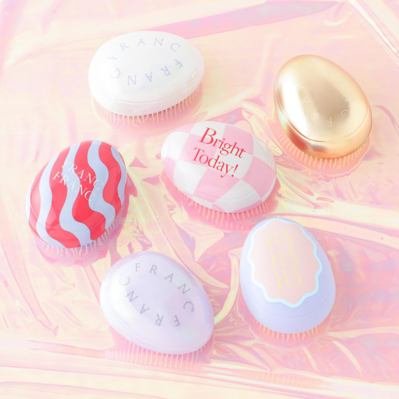 人気のヘアブラシが新デザインで登場♡