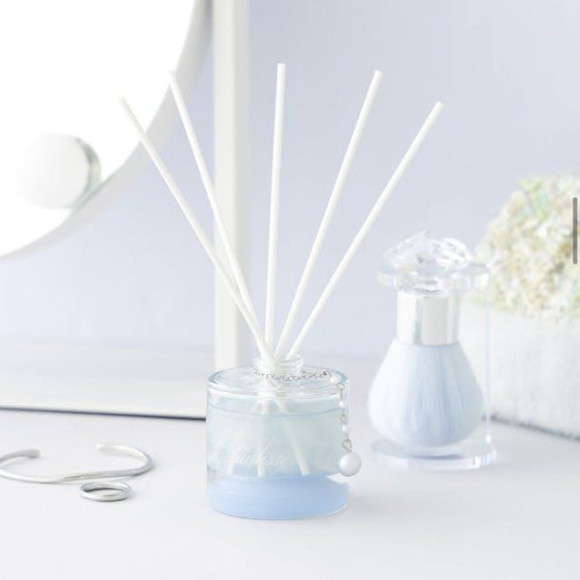 【NEW】ホリデーシーズンの煌めきにぴったりなルームフレグランスが登場！！