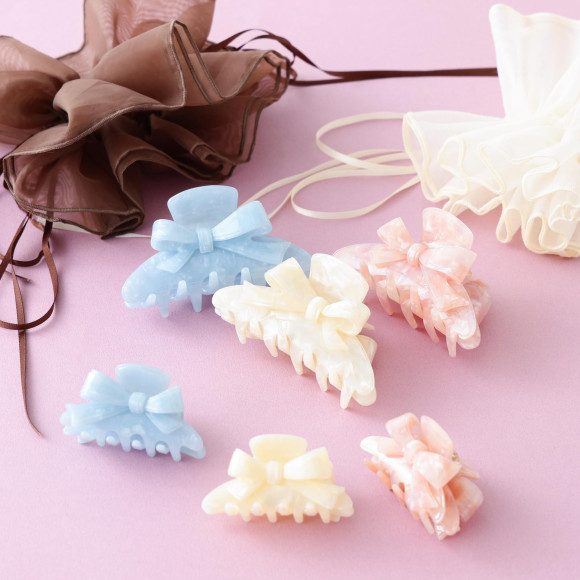 ご自宅でも外出先でも使いやすいヘアアクセサリーが新登場♪