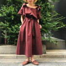 オフショルワンピース
