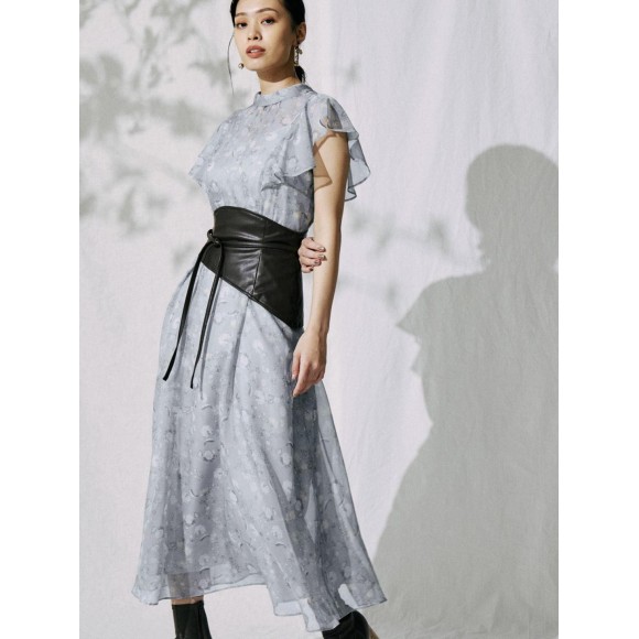 甘すぎない花柄ワンピース マーキュリーデュオ ショップニュース 広島parco パルコ 甘すぎない花柄ワンピース マーキュリーデュオ ショップニュース 広島parco パルコ