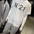 ヌメロのTシャツ