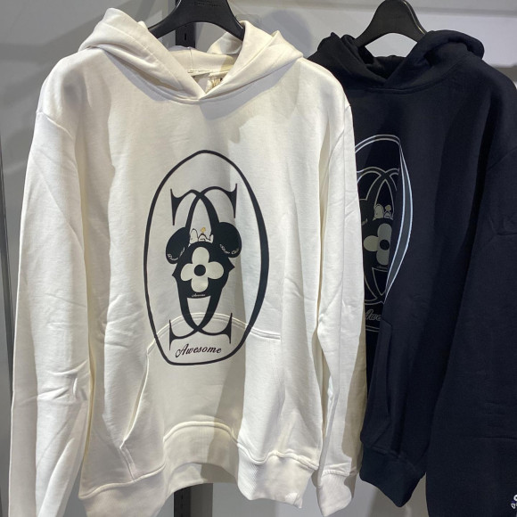 主役級パーカー