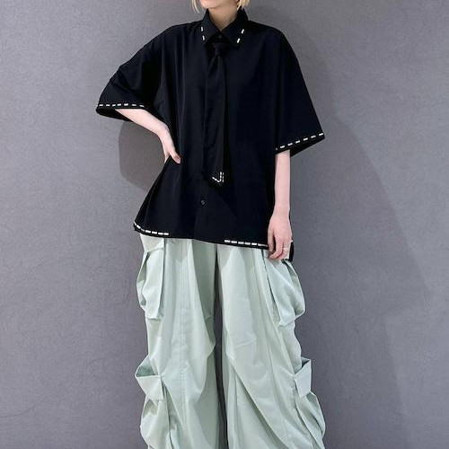 [Item details are tag or a below a...