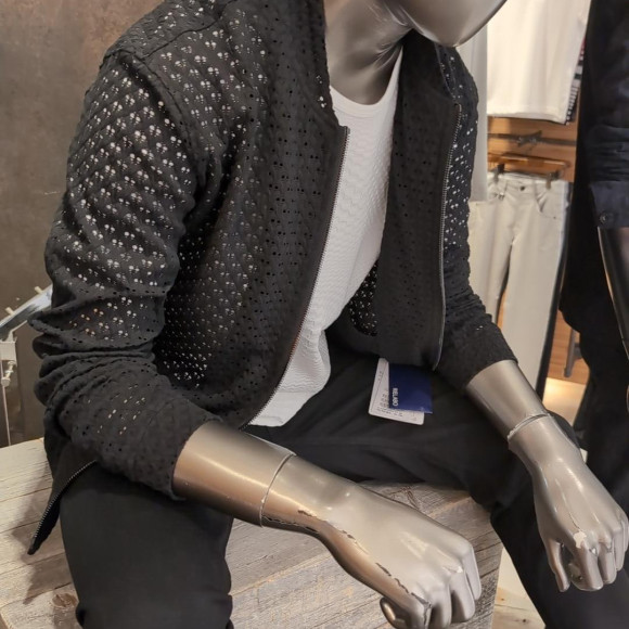 オススメアイテム紹介　メッシュブルゾン