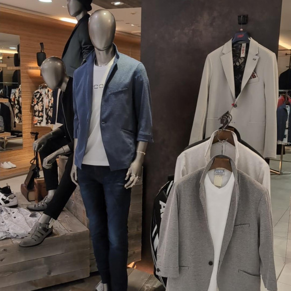 レイアウト変えました(*^^*)