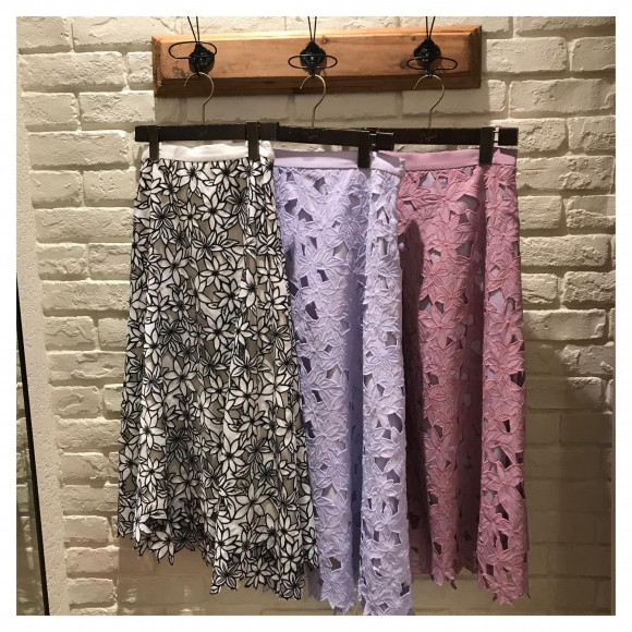 ボタニカル刺繍レーススカート♡ | ノエラ・ショップニュース | 広島 