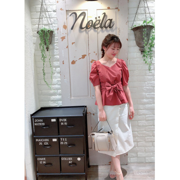 ウエストリボンブラウス♡ | ノエラ・ショップニュース | 広島PARCO  