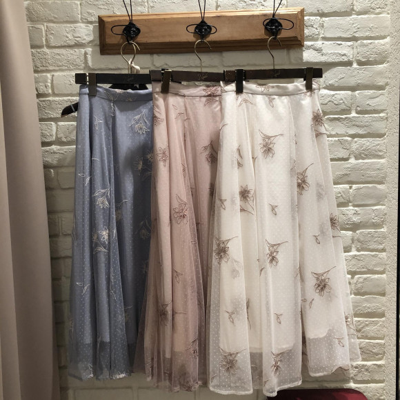 配色刺繍チュールスカート♡ | ノエラ・ショップニュース | 広島PARCO