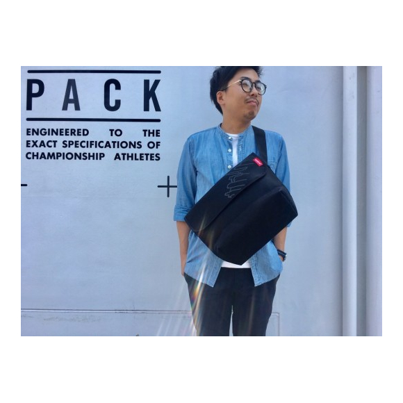 Neoprene Casual Messenger Bag JR | Manhattan Portage