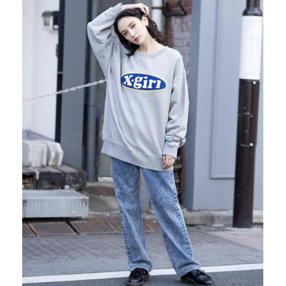 CHENILLE EMBROIDERY OVAL LOGO CREW SWEAT TOP
