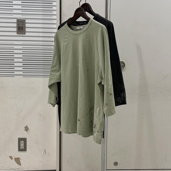 ［RAGLAN TEE］