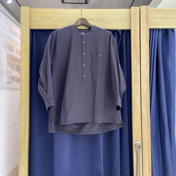 เสื้อเชิ้ตเฮนรี่