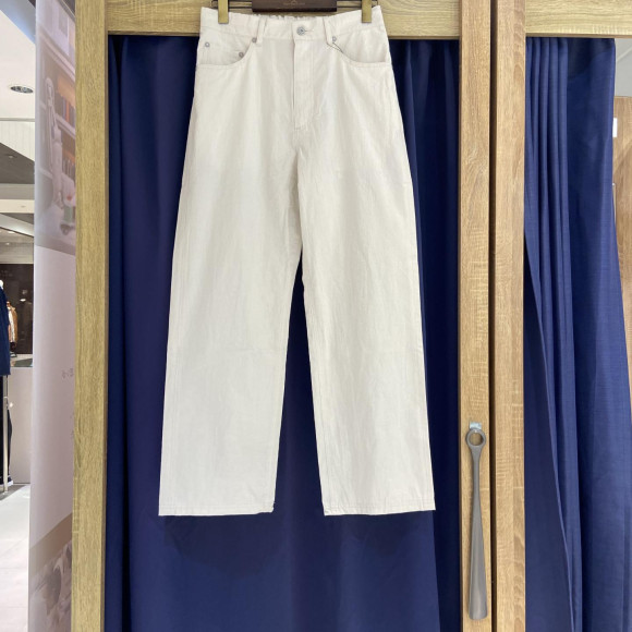 กางเกงขายาวโรงพยาบาลฝรั่งเศส