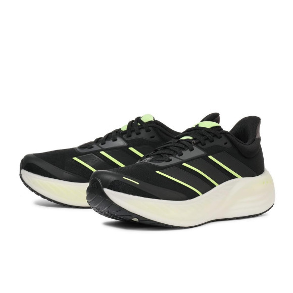 ADIDASランニングシューズ　【CUSHION　NOVA】