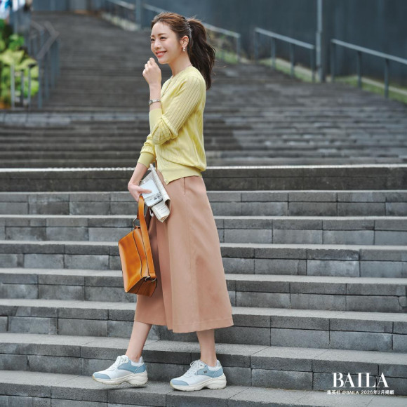 HAWKINS　【ヒールアップスニーカー】