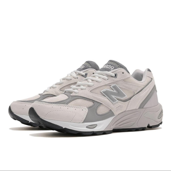 《ABC-MART SPORTS》　Newbalance　【U880R】　新作紹介！☆