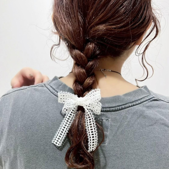 ริบบิ้นลูกไม้ ตะขอเกี่ยวผมหางม้า