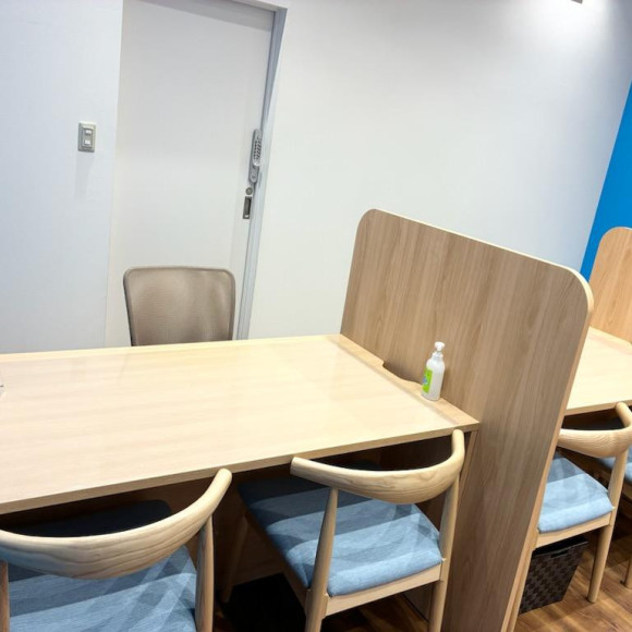 新館5階　保険見直し本舗