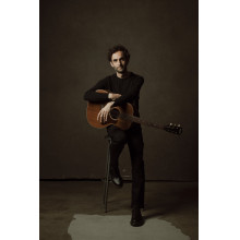 【本館10F CLUB QUATTRO】Julian Lage