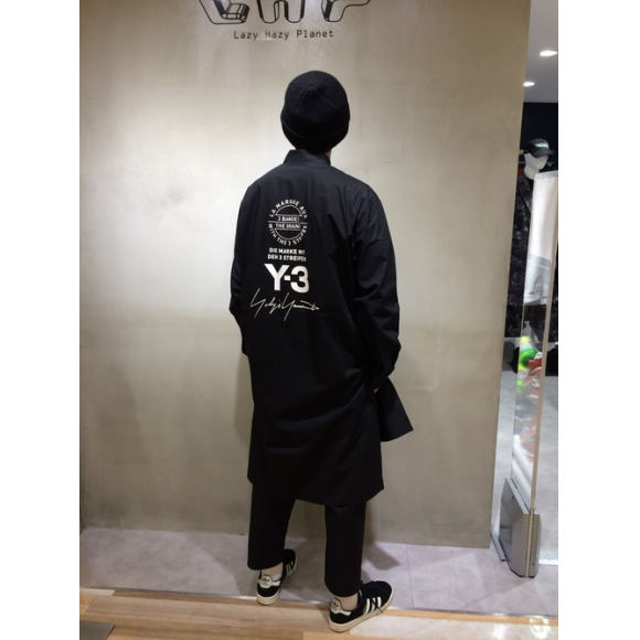 Y-3 スタッフシャツ