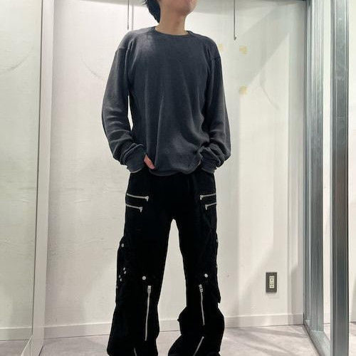 ホワイトかブラック、はっきりし...