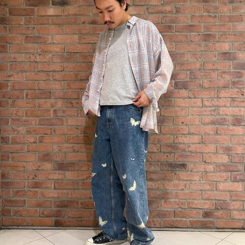 夏でも着れる薄手のシャツ。オス...