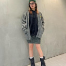 在羊毛衫中,保拉特...