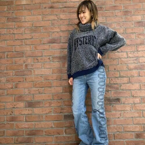 軽くて温かいオフタートルネック...