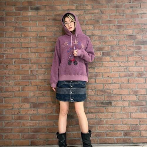 モコモコパーカーは1枚でかなり...