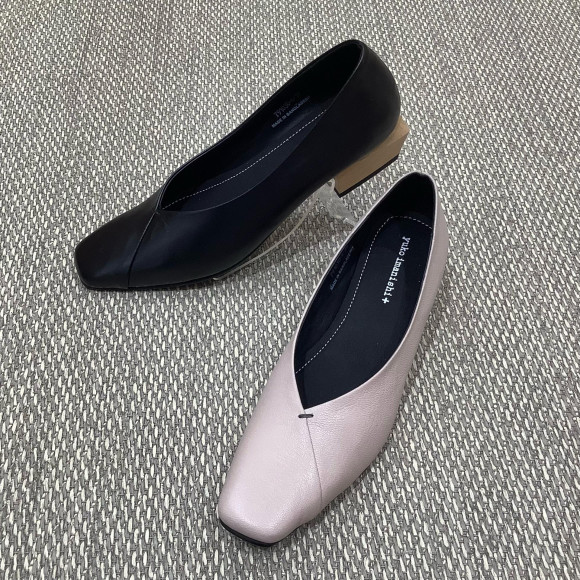 yuko imanishi+ pumps are now in stock!