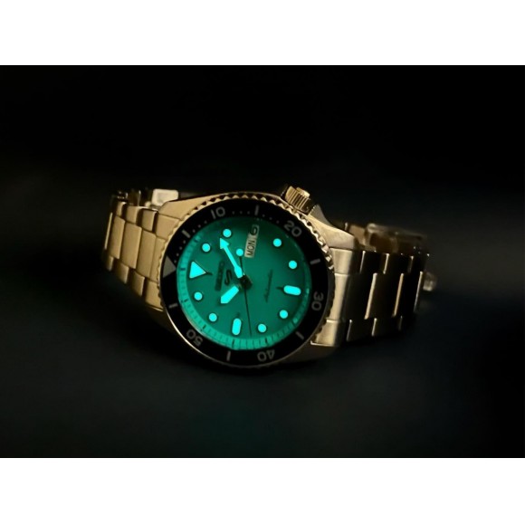 話題のオンライン完売モデル】SEIKO 5 SPORTS《SBSA229》入荷