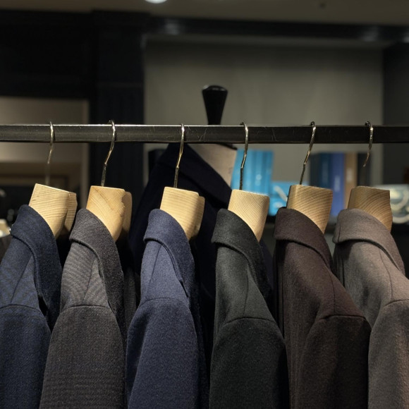 《EDIFICEの永久定番 