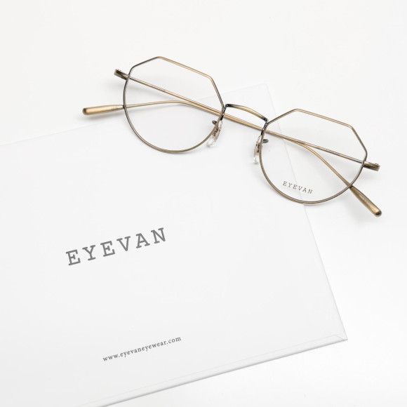 EYEVANフェア始まります