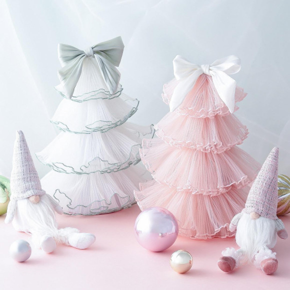 チュールでふんわり可愛いクリスマスに♪