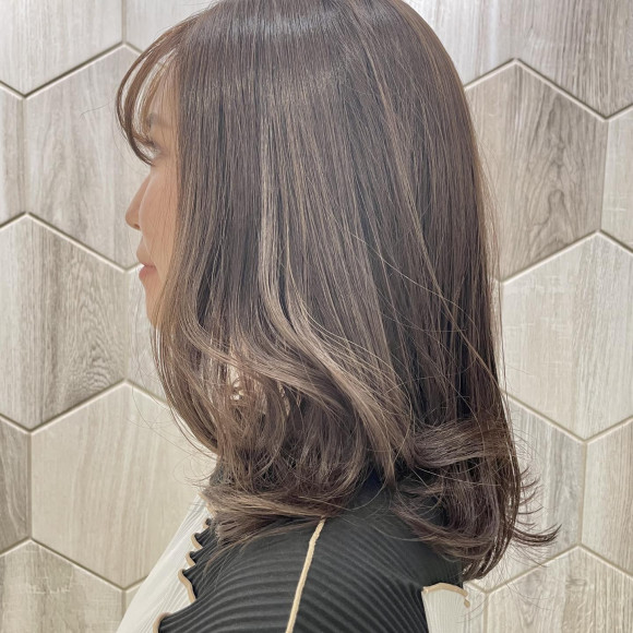 ヘアスタイルのご紹介です♪