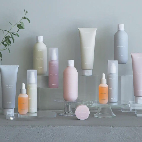 การเอาใจใส่ [การดูแลซุพุรินะจิวโมะอิซุโทะเบะรุเชียะนพุ & ] ของการสั่งยาความอ่อนที่ทำให้รู้สึกสะดวกสบาย "ซุพุรินะจิวใหม่ ♪ วิวัฒนาการ" ผิวหนังที่นำไปสู่ผมลื่นอย่างสวยงาม