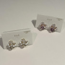 ピアス