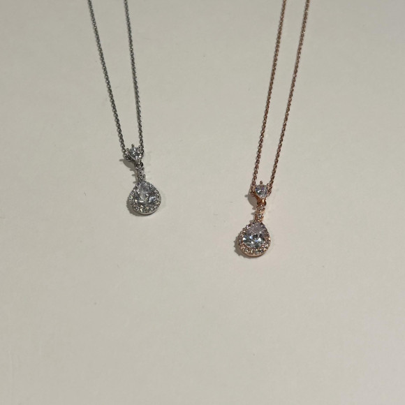 สร้อยคอเล็กจิ๋ว