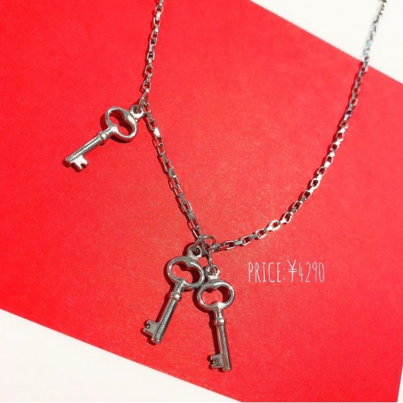 【レア】エルベシャプリエ　パリ　キー　南京錠　鍵　アクセサリー 六芒星 パドロック + 王冠 ハート キー チェーン ネックレス