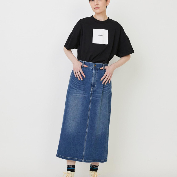 กางเกงยีนส์การเคลื่อนไหว (กระโปรง)