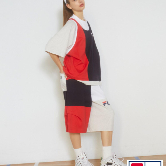 การเปิดเครื่องให้เริ่มทำงาน FILA วาตู FRAPBOIS ( cut-and-sew )