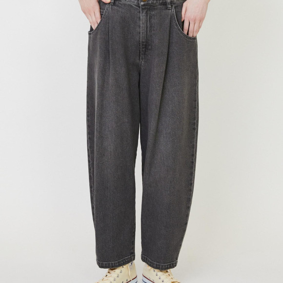 カーブデニム②（パンツ）