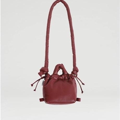 กระเป๋าสะพาย OLEND/ โอะเระนโดะ /Micro Ona Vegan Leather Bag