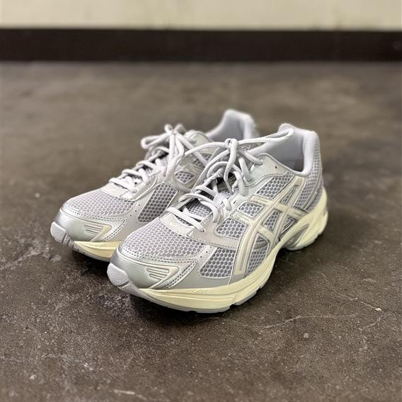 รองเท้าผ้าใบ ASICS/ ASICS /GEL-1130 CLOUD GREY/OATMEAL