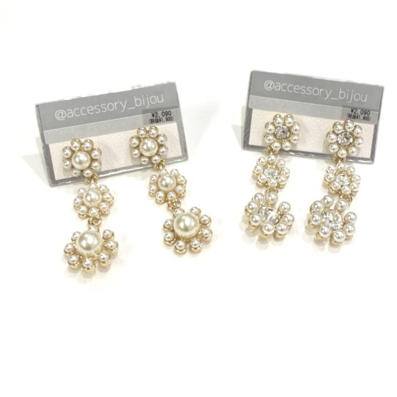 Pearl pierced earrings