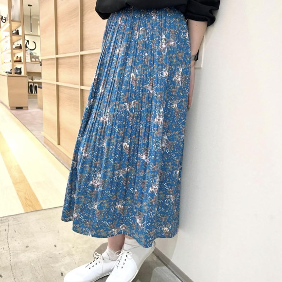 爽やかなホワイトシューズ